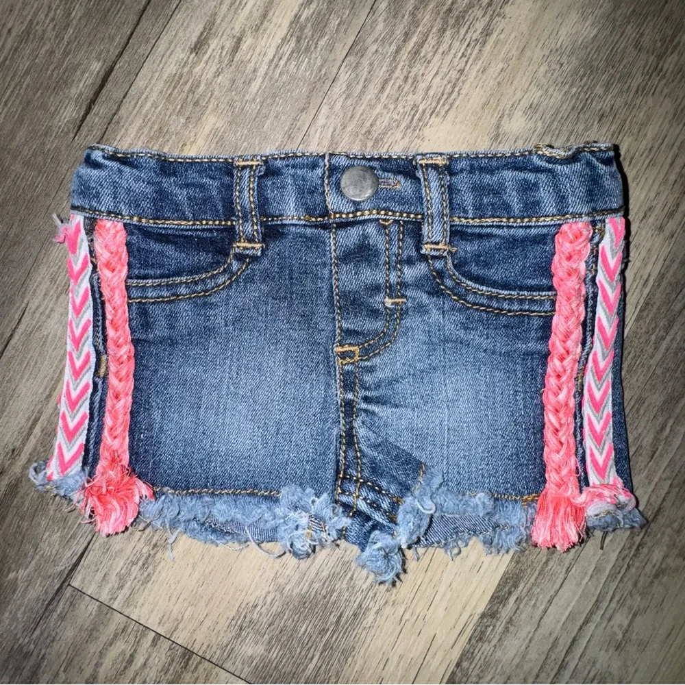 🎀3/$23🎀 Okie Dokie Denim Shorts with Pink Details